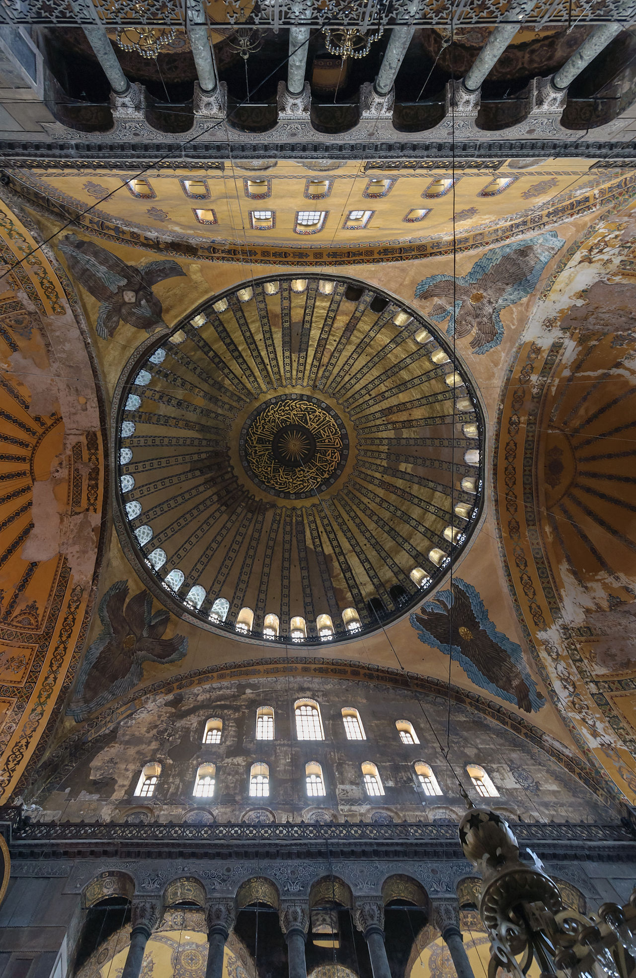 Explica la arquitectura bizantina a través de la iglesia de Santa Sofía de  Constantinopla | Aprende Geografía, Historia, Arte, TIC y metodología de  enseñanza-aprendizaje